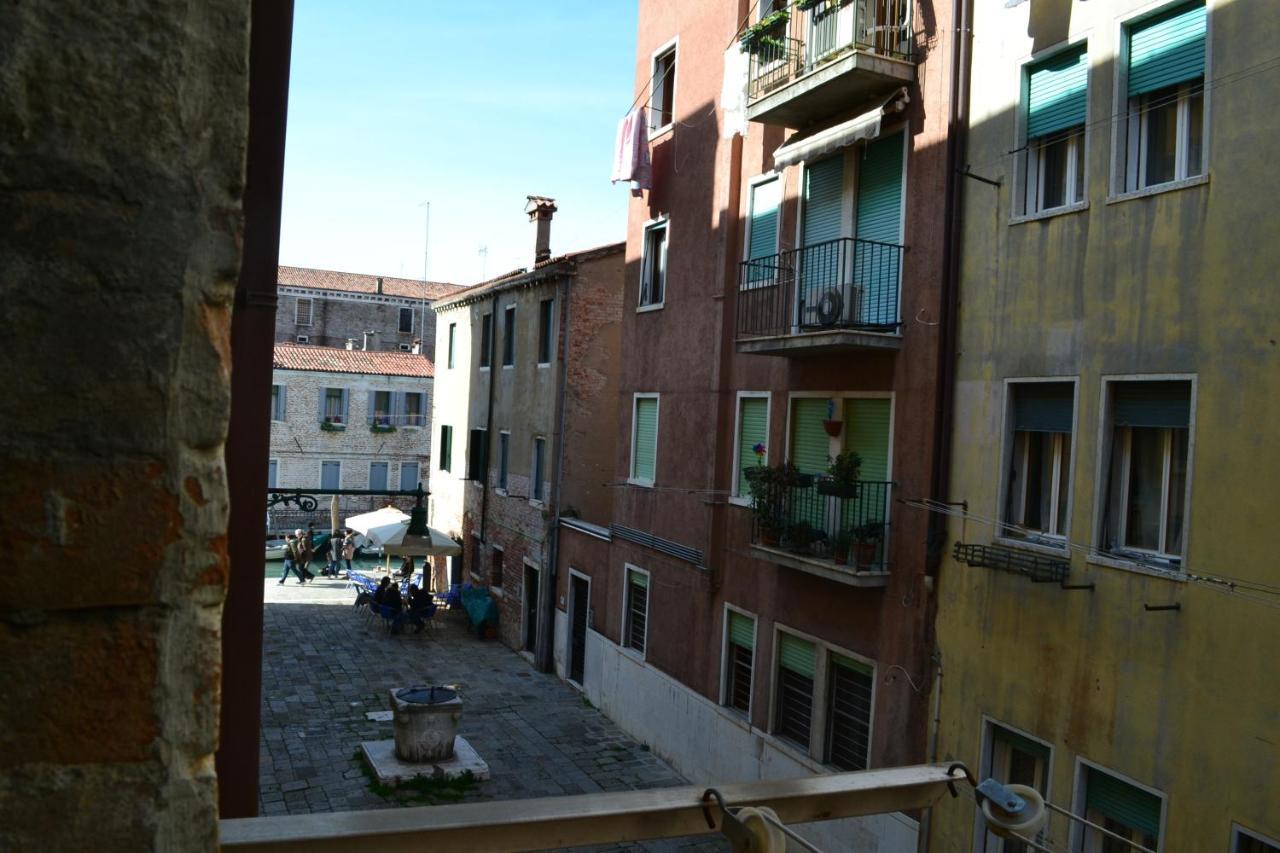 Domus Dea Apartment Venesia Bagian luar foto