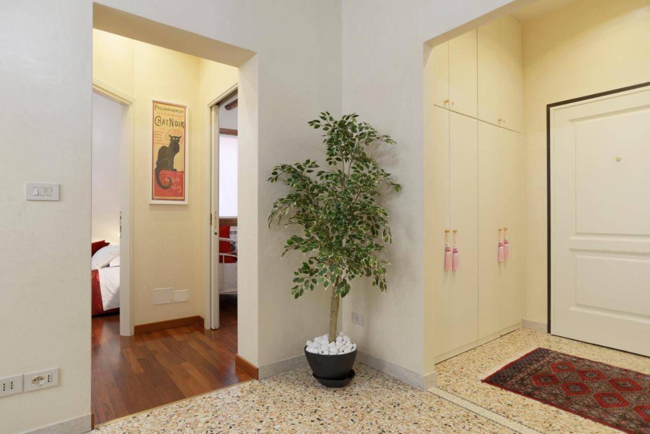 Domus Dea Apartment Venesia Bagian luar foto
