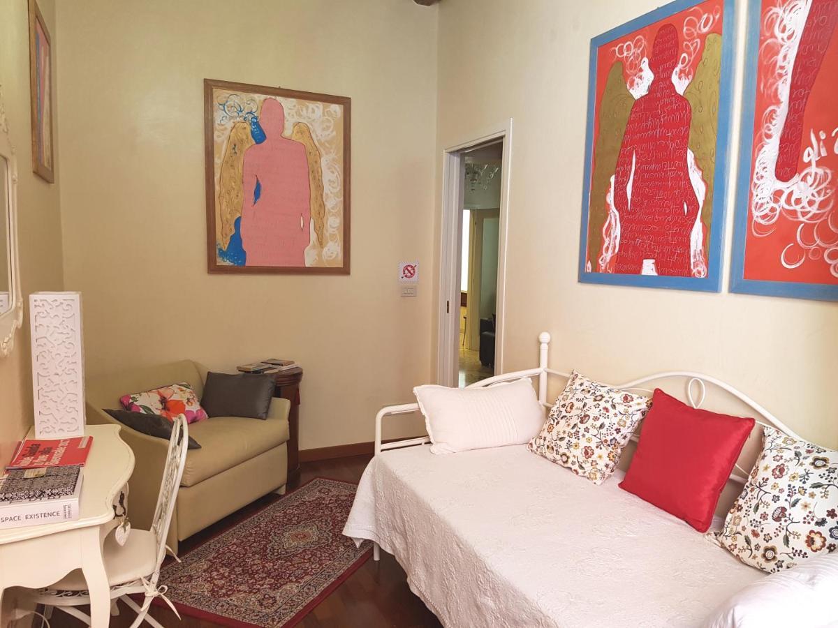 Domus Dea Apartment Venesia Bagian luar foto